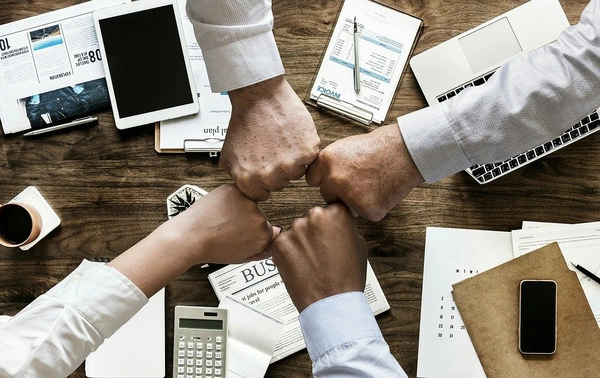 5 tips on how to choose gifts for business partners