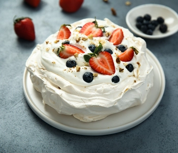 tips for the perfect pavlova cake