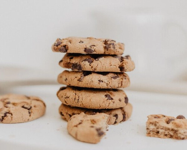 biscuits with peanut butter