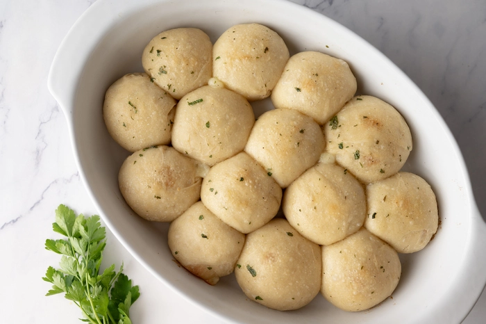 garlic balls with cheese