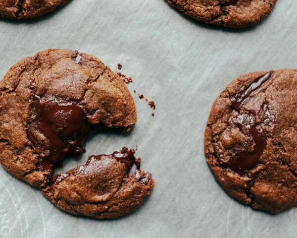 biscuits with espresso chocolate and vanilla
